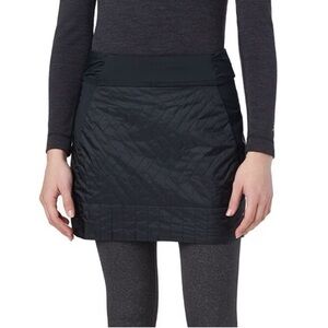 Mountain Hardwear Trekkin insulated mini skirt